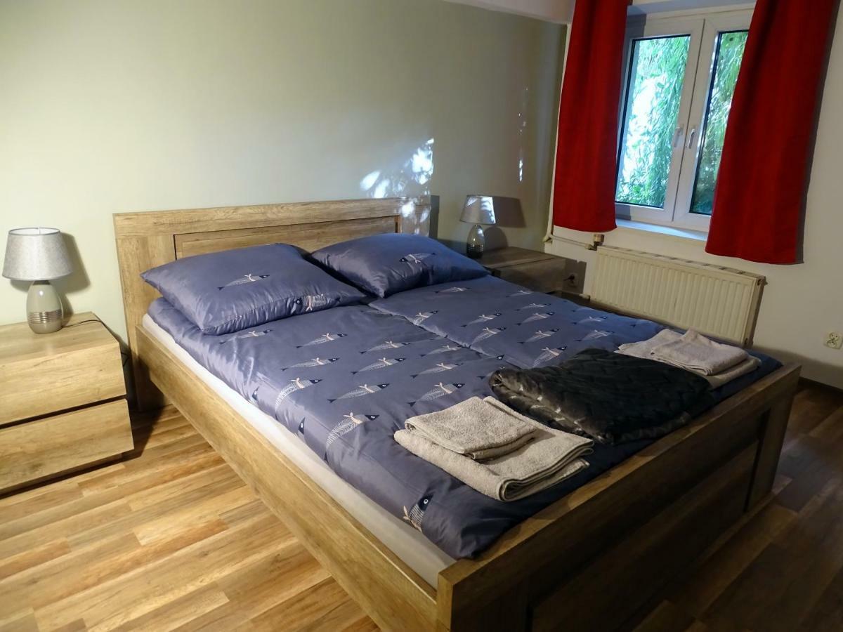 Mur 4 - Apartament Z Patio Stary Toruń Esterno foto